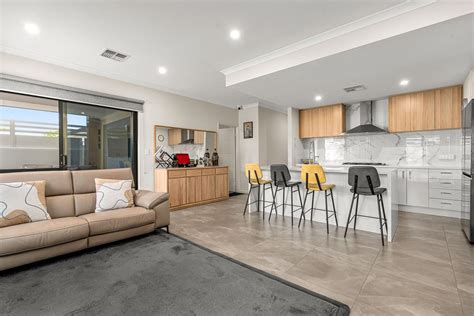 81A Riseley Street, Ardross WA 6153 .